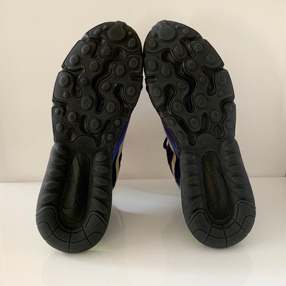 Nike Air 270 React - Picture 6 of 8